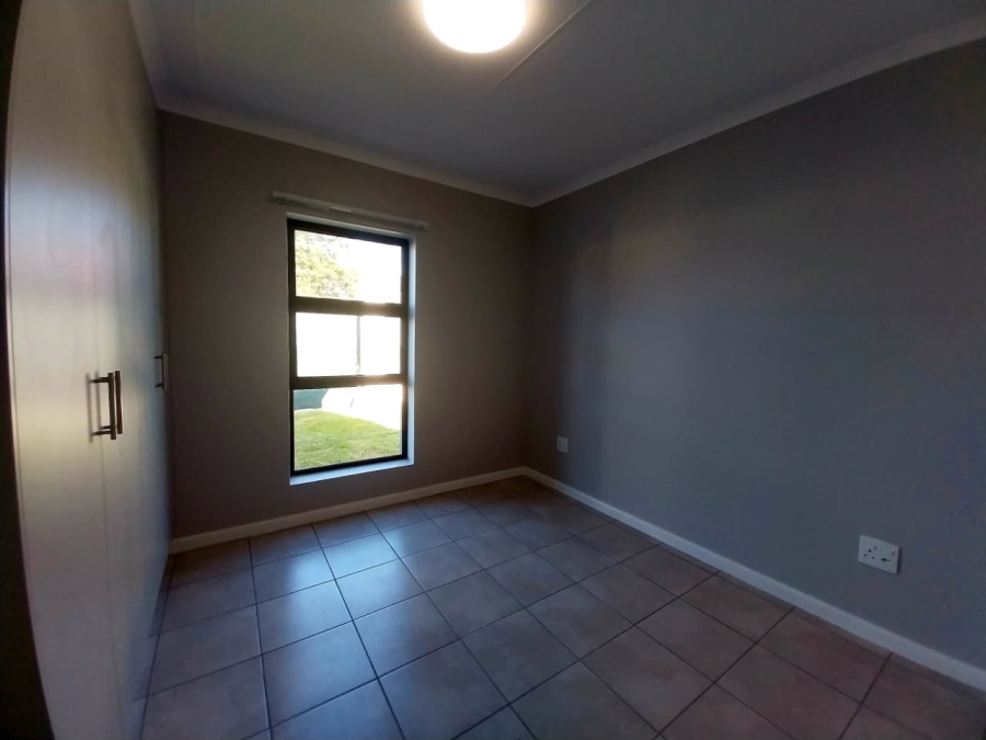 2 Bedroom Property for Sale in Pacaltsdorp Western Cape